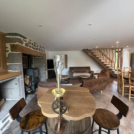 Villa Maison En Auvergne - Chez Julien Et Stephy *