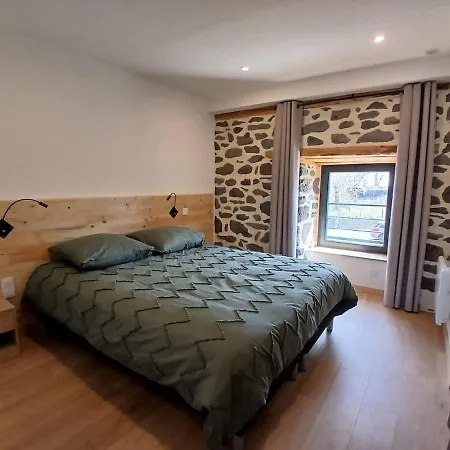 Maison En Auvergne - Chez Julien Et Stephy * Celles